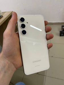 Galaxy S23 FE за 9 000 грн