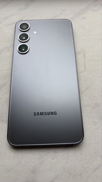 Знахідка Trofey: Galaxy S24 Plus 256 ГБ б/у за 16 000 грн — на 5 500 грн (−26%) нижче ринку. Чернівці, 24.09 16:03.