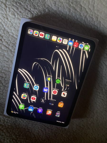 Знахідка Trofey: iPad (A16) 128 ГБ б/у за 15 000 грн — на 3 000 грн (−17%) нижче ринку. Біла Церква, 28.09 10:52.