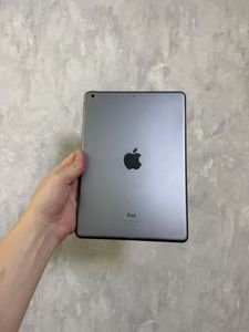 iPad Air (1st generation) 16 ГБ б/у за 1 000 грн — вигода 225 грн