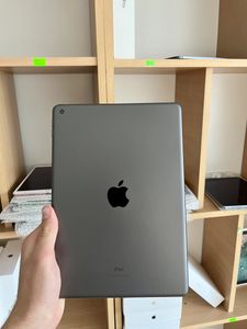 iPad (8th generation) за 3 900 грн