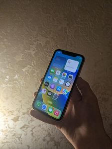 iPhone 11 за 4 000 грн