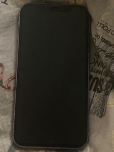 iPhone 11 за 5 500 грн