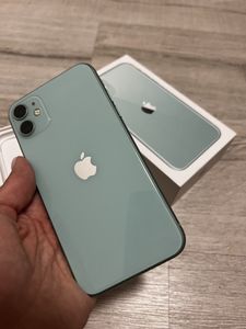 iPhone 11 за 4 500 грн