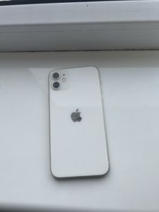 iPhone 11 за 4 700 грн