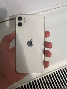 iPhone 11 за 4 400 грн
