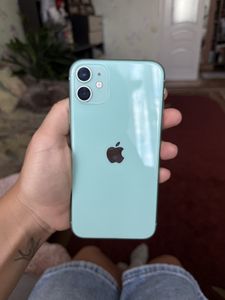 iPhone 11 за 3 500 грн