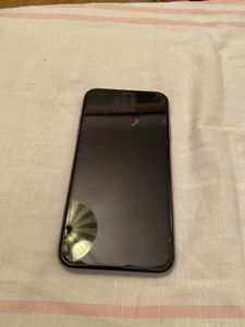iPhone 11 за 5 000 грн