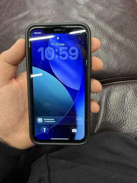 Знахідка Trofey: iPhone 11 256 ГБ б/у за 5 000 грн — на 2 250 грн (−31%) нижче ринку. Київ, 25.09 11:14.