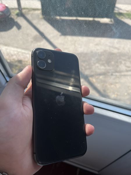 Знахідка Trofey: iPhone 11 256 ГБ б/у за 6 150 грн — на 1 350 грн (−18%) нижче ринку. Солотвин, 29.09 13:25.