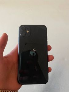 iPhone 11 за 4 900 грн