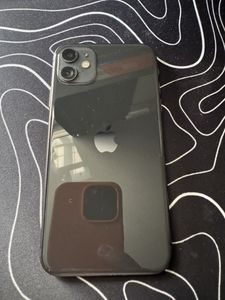 iPhone 11 за 4 000 грн