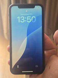 iPhone 11 за 4 500 грн