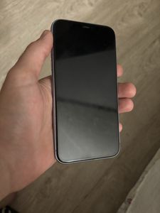 iPhone 11 за 4 200 грн