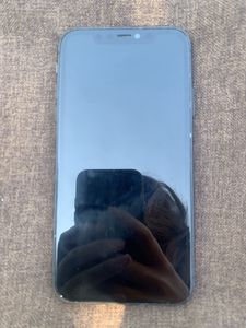 iPhone 11 за 5 000 грн