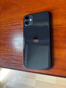 iPhone 11 за 4 500 грн