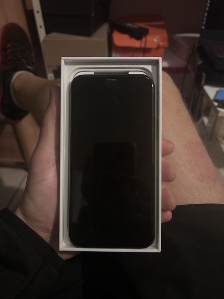 Знахідка Trofey: iPhone 11 Pro 256 ГБ б/у за 5 122 грн — на 3 766 грн (−31%) нижче ринку. Київ, 24.09 16:44.