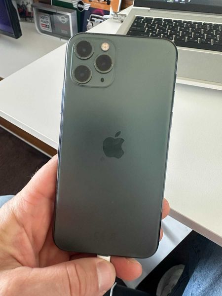 Знахідка Trofey: iPhone 11 Pro 256 ГБ б/у за 6 000 грн — на 2 999 грн (−33%) нижче ринку. Київ, 25.09 11:50.