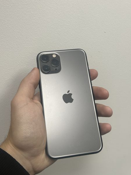 Знахідка Trofey: iPhone 11 Pro 256 ГБ б/у за 7 000 грн — на 1 999 грн (−22%) нижче ринку. Сміла, 25.09 12:15.