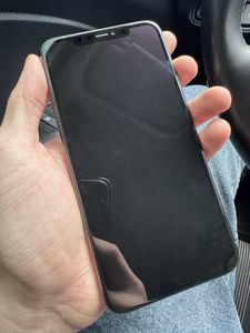 iPhone 11 Pro Max за 8 000 грн