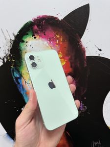 iPhone 12 за 8 700 грн