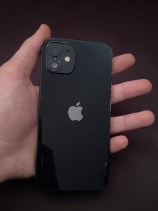 iPhone 12 за 7 500 грн