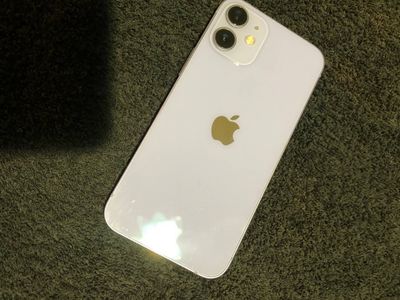iPhone 12 mini за 4 700 грн