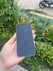 iPhone 12 Pro за 7 000 грн