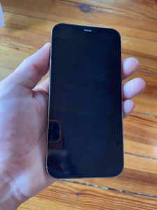 iPhone 12 Pro за 9 000 грн