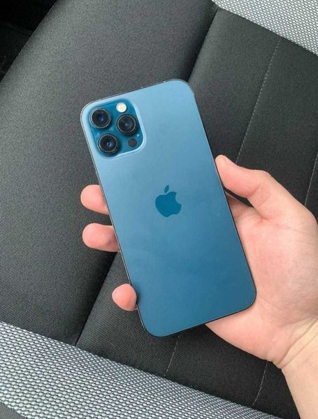 Знахідка Trofey: iPhone 12 Pro Max 256 ГБ б/у за 11 800 грн — на 2 200 грн (−16%) нижче ринку. Київ, 23.09 17:55.