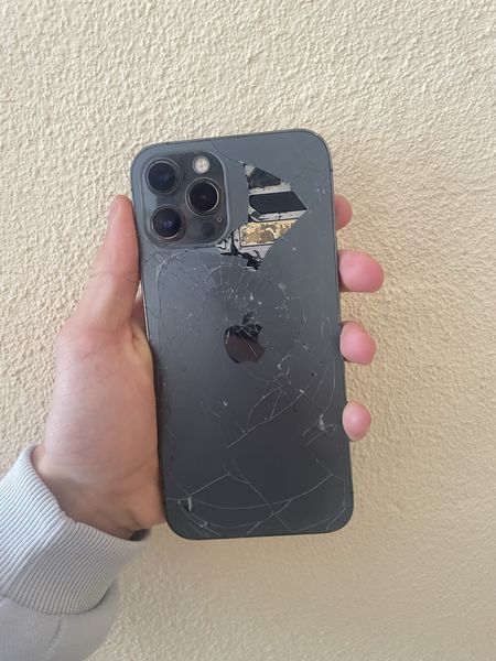 Знахідка Trofey: iPhone 12 Pro Max 256 ГБ б/у за 8 700 грн — на 5 300 грн (−38%) нижче ринку. Львів, 24.09 15:29.