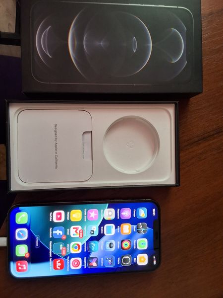 Знахідка Trofey: iPhone 12 Pro Max 256 ГБ б/у за 11 000 грн — на 3 000 грн (−21%) нижче ринку. Світловодськ, 27.09 17:03.