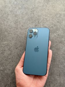 iPhone 12 Pro Max за 10 000 грн