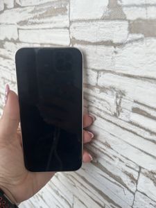 iPhone 13 за 12 000 грн