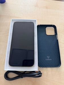 iPhone 13 Pro Max за 15 000 грн
