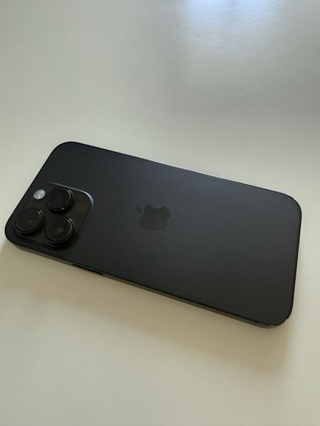 Знахідка Trofey: iPhone 14 Pro Max 256 ГБ б/у за 20 500 грн — на 4 000 грн (−16%) нижче ринку. Чернівці, 28.09 11:19.