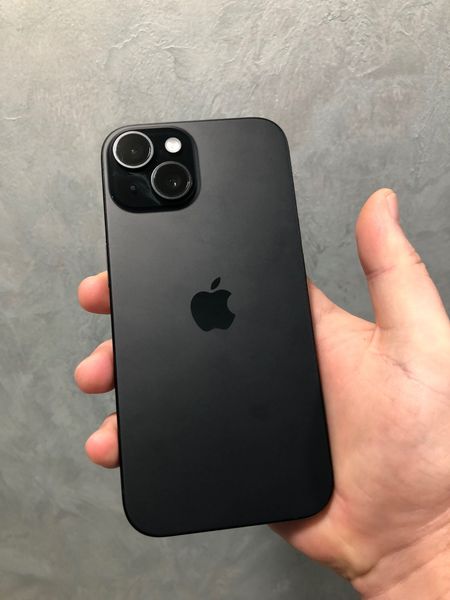 Знахідка Trofey: iPhone 15 128 ГБ б/у за 16 000 грн — на 3 999 грн (−20%) нижче ринку. Одеса, 25.09 09:55.