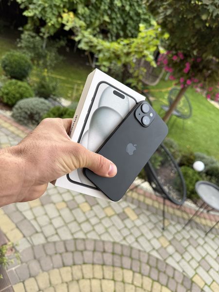 Знахідка Trofey: iPhone 15 256 ГБ б/у за 19 500 грн — на 4 000 грн (−17%) нижче ринку. Львів, 27.09 09:29.