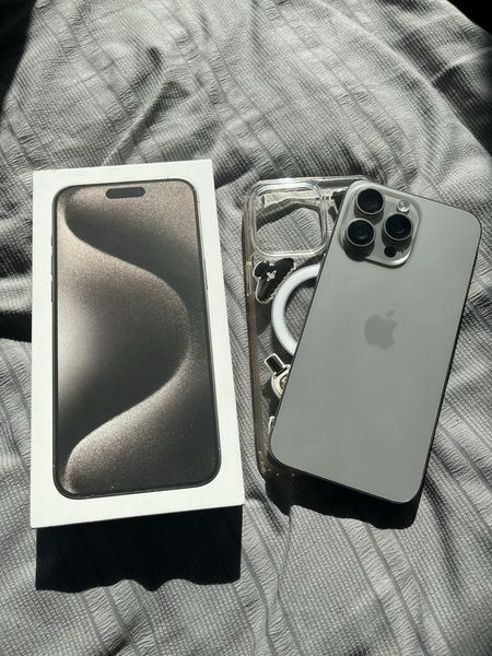 Знахідка Trofey: iPhone 15 Pro Max 256 ГБ б/у за 25 500 грн — на 5 500 грн (−18%) нижче ринку. Київ, 27.09 17:49.