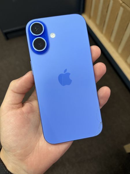 Знахідка Trofey: iPhone 16 128 ГБ б/у за 19 350 грн — на 6 500 грн (−19%) нижче ринку. Львів, 24.09 15:23.