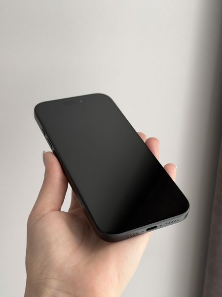Знахідка Trofey: iPhone 16 128 ГБ б/у за 16 000 грн — на 9 850 грн (−36%) нижче ринку. Житомир, 27.09 11:38.