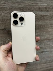iPhone 16 Pro Max за 27 500 грн