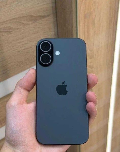 Знахідка Trofey: iPhone 17 256 ГБ б/у за 29 500 грн — на 8 500 грн (−22%) нижче ринку. Чернігів, 25.09 17:12.