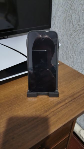 Знахідка Trofey: iPhone 17 256 ГБ б/у за 30 499 грн — на 7 001 грн (−19%) нижче ринку. Обухів, 26.09 20:18.