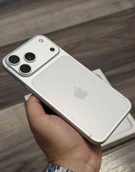 Знахідка Trofey: iPhone 17 Pro Max 512 ГБ б/у за 51 200 грн — на 11 800 грн (−19%) нижче ринку. Царичанка, 23.09 18:53.