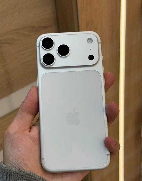Знахідка Trofey: iPhone 17 Pro Max 512 ГБ б/у за 52 500 грн — на 11 250 грн (−18%) нижче ринку. Нова Одеса, 26.09 10:16.