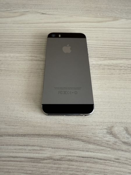 Знахідка Trofey: iPhone 5s 16 ГБ б/у за 1 041 грн — на 359 грн (−26%) нижче ринку. Білгород-Дністровський, 26.09 13:23.