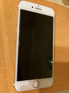 iPhone 7 за 2 000 грн