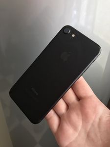 iPhone 7 за 1 300 грн