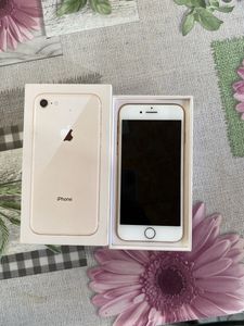 iPhone 8 за 2 500 грн